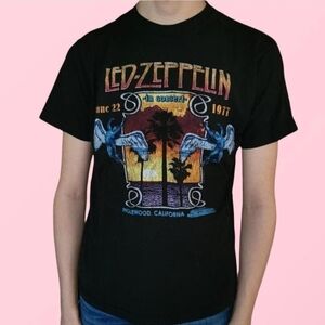 Led Zeppelin 1977 Live In Concert T-Shirt (M)